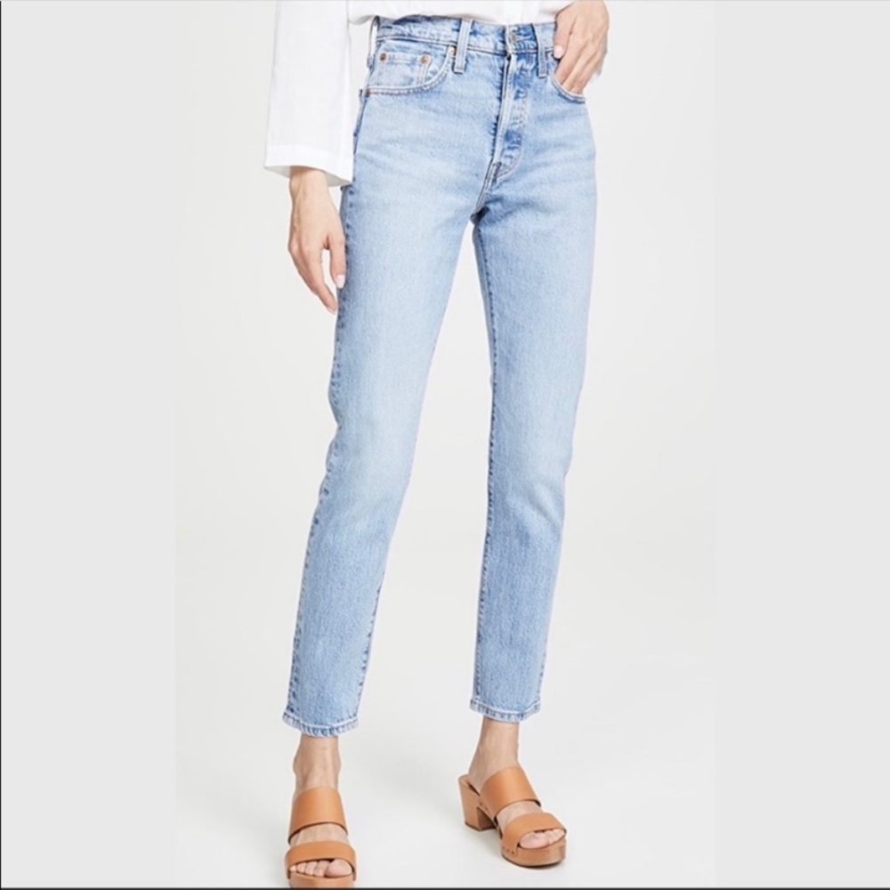 Levi 501 skinny size 26